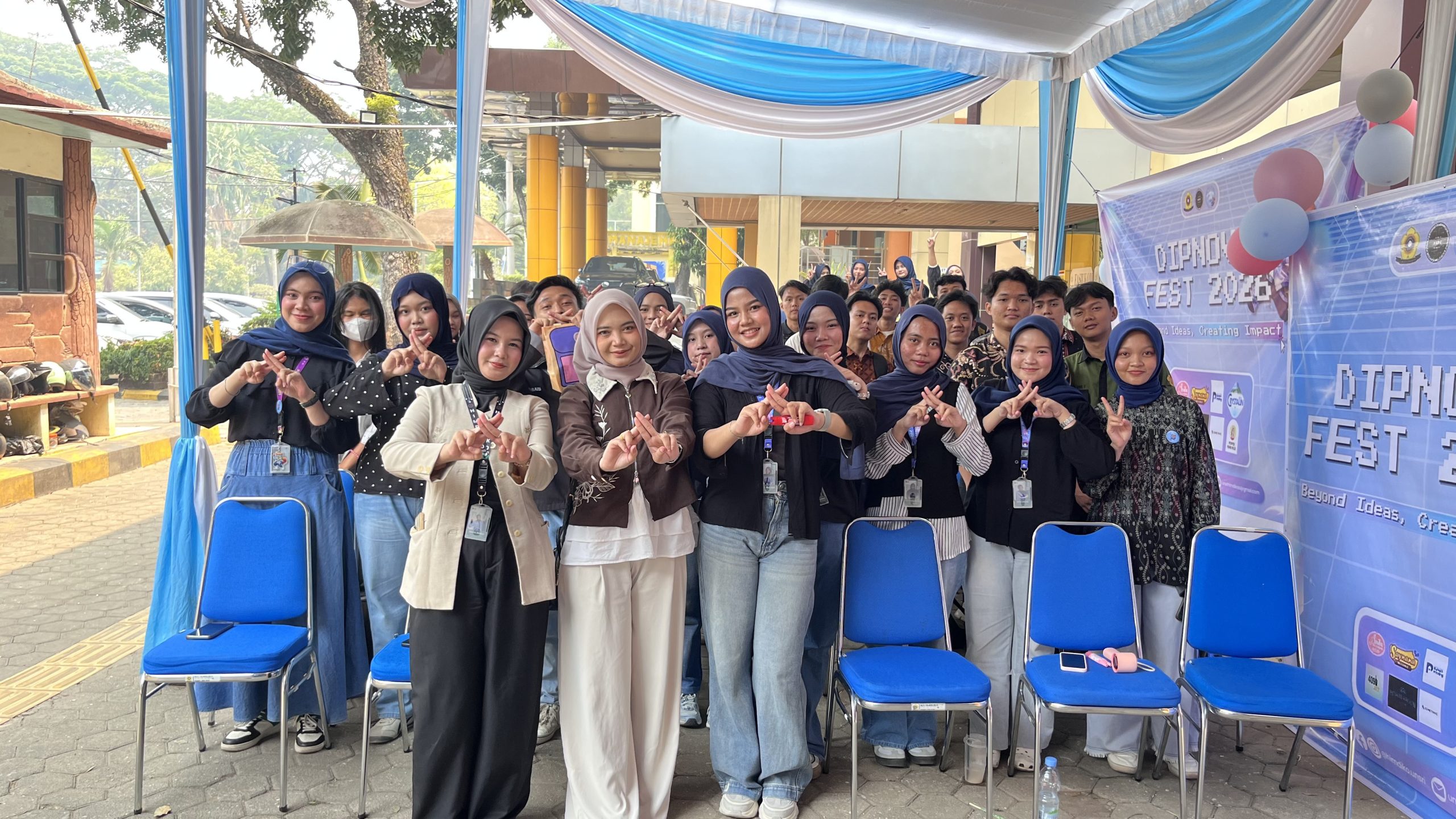 Kegiatan mahasiswa pada DIPNOVA FEST 2026
